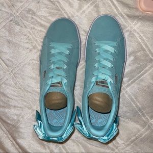 Puma size 8.5 blue with ribbon satin unworn new